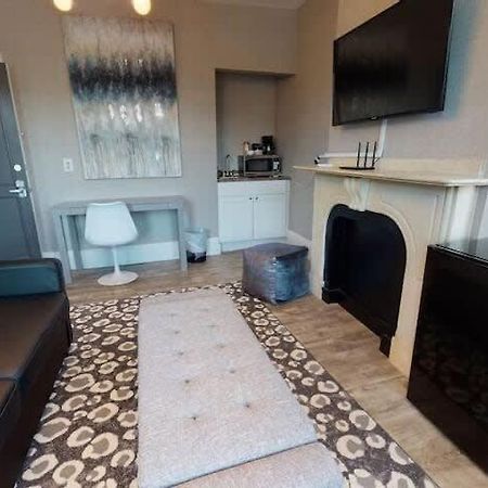 1-31 Excellent Location, Walk Everywhere Sleeps 3 Бостон Экстерьер фото